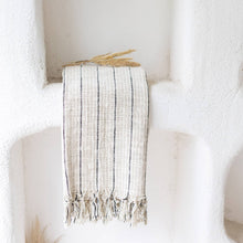 Load image into Gallery viewer, Bath Beach Towels Mid Weight Rustic Vintage Feel Pre-Washed