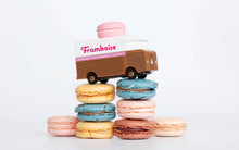 Load image into Gallery viewer, Framboise Macaron