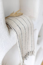 Load image into Gallery viewer, Bath Beach Towels Mid Weight Rustic Vintage Feel Pre-Washed