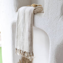 Load image into Gallery viewer, Bath Beach Towels Mid Weight Rustic Vintage Feel Pre-Washed