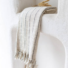 Load image into Gallery viewer, Bath Beach Towels Mid Weight Rustic Vintage Feel Pre-Washed