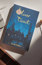 Load image into Gallery viewer, Oliver Twist | Dickens | Collector's Edition | Hardcover