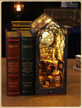 Load image into Gallery viewer, Book Nook - Detective Agency