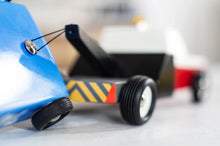 Load image into Gallery viewer, Candylabs - Towie - Toy Car