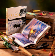 Load image into Gallery viewer, Fishing - The Ultimate Book