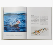 Load image into Gallery viewer, Fishing - The Ultimate Book
