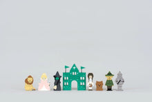 Load image into Gallery viewer, Woodlands Storybook - Wizard of Oz