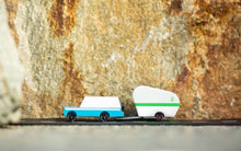 Load image into Gallery viewer, Pinecone Camper
