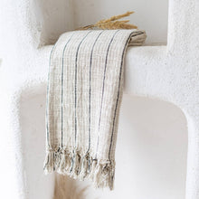 Load image into Gallery viewer, Bath Beach Towels Mid Weight Rustic Vintage Feel Pre-Washed
