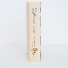 Load image into Gallery viewer, Anne of Green Gables | Collector&#39;s Edition | Hardcover Book
