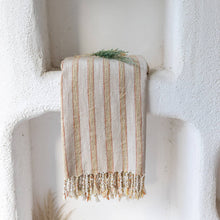 Load image into Gallery viewer, Bath Beach Towels Mid Weight Rustic Vintage Feel Pre-Washed
