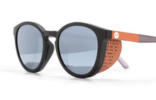 Load image into Gallery viewer, Sunski - Sunglasses - Tera - black silver
