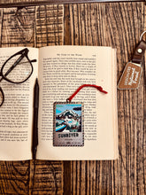 Load image into Gallery viewer, Sunriver Winter - Postcard Ornament
